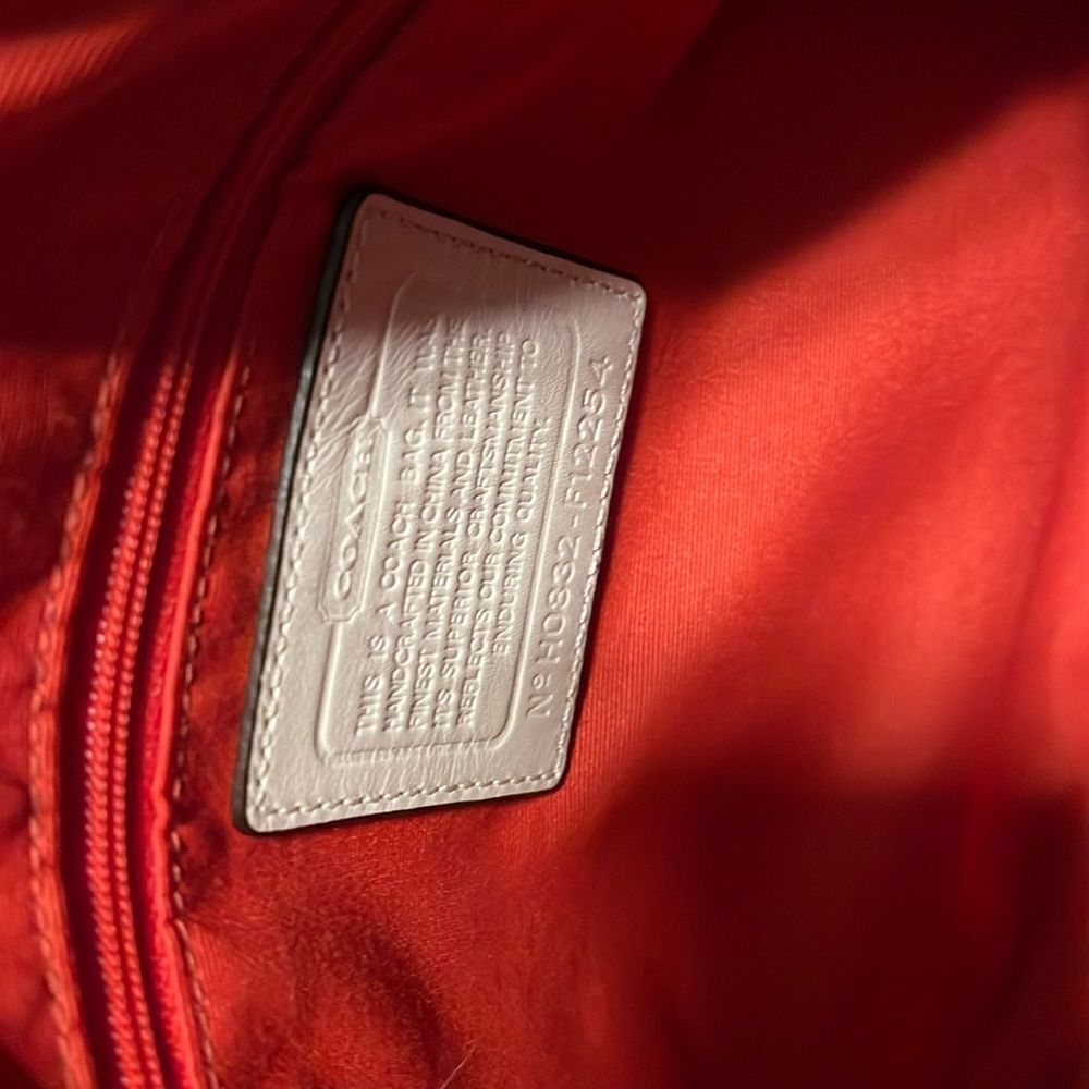 COACH SIGNATURE CANVAS SATCHEL - Picture 8 of 9